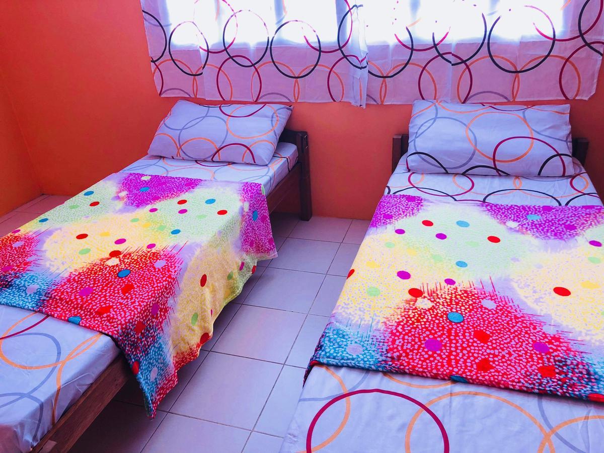 Colors Boutique Hostel Puerto Princesa Dış mekan fotoğraf