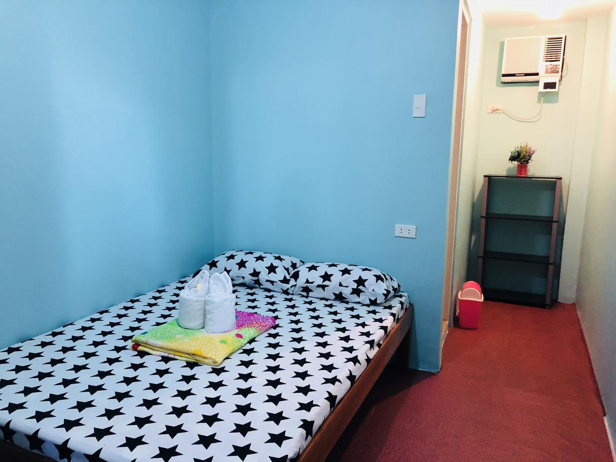 Colors Boutique Hostel Puerto Princesa Dış mekan fotoğraf