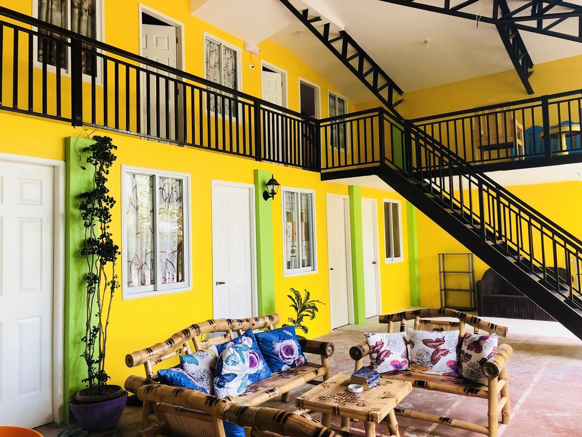 Colors Boutique Hostel Puerto Princesa Dış mekan fotoğraf