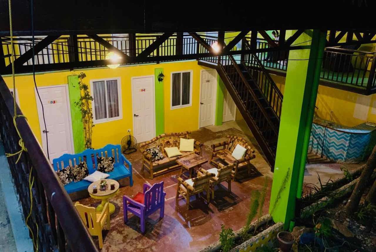 Colors Boutique Hostel Puerto Princesa Dış mekan fotoğraf